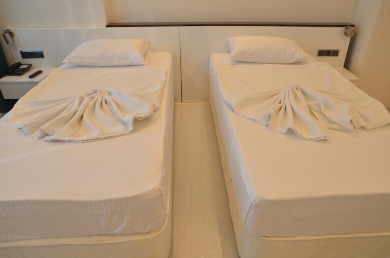 Kayislioglu Otel Burdur Exteriör bild